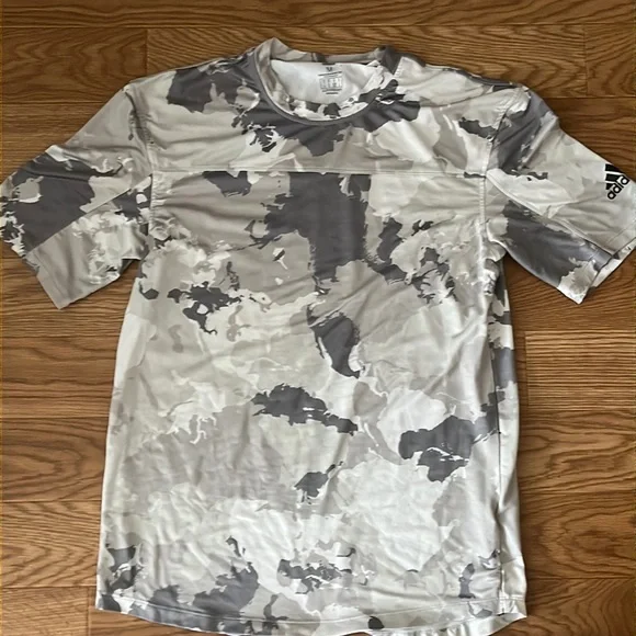 Adidas Performance Fit Men’s Shirt (M) - Picture 1 of 4